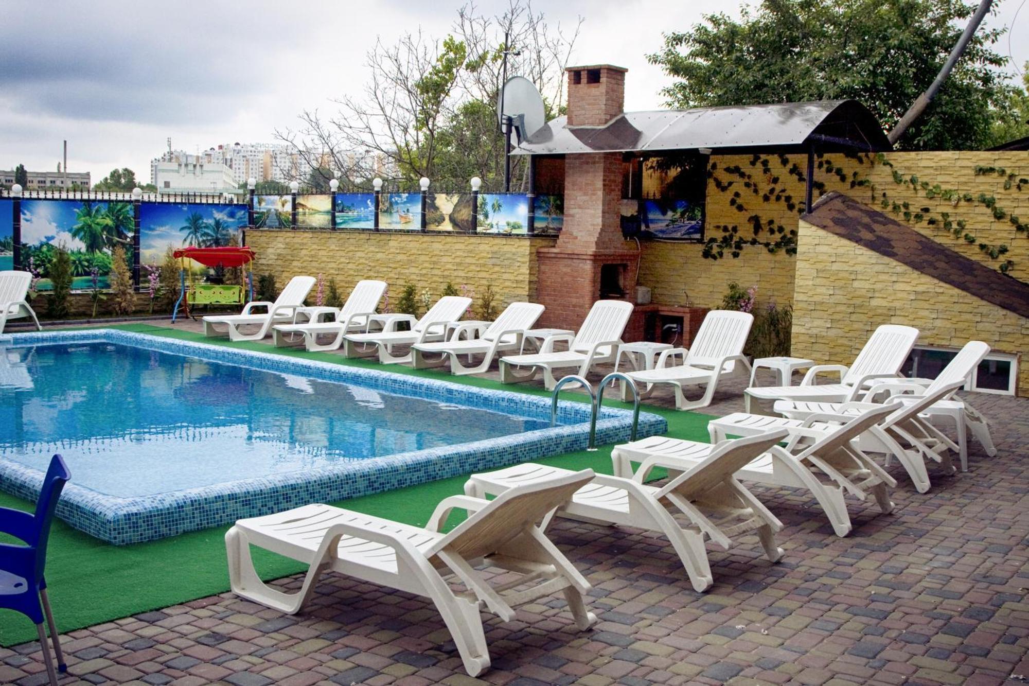 Lolo Hotel Chişinău Eksteriør billede