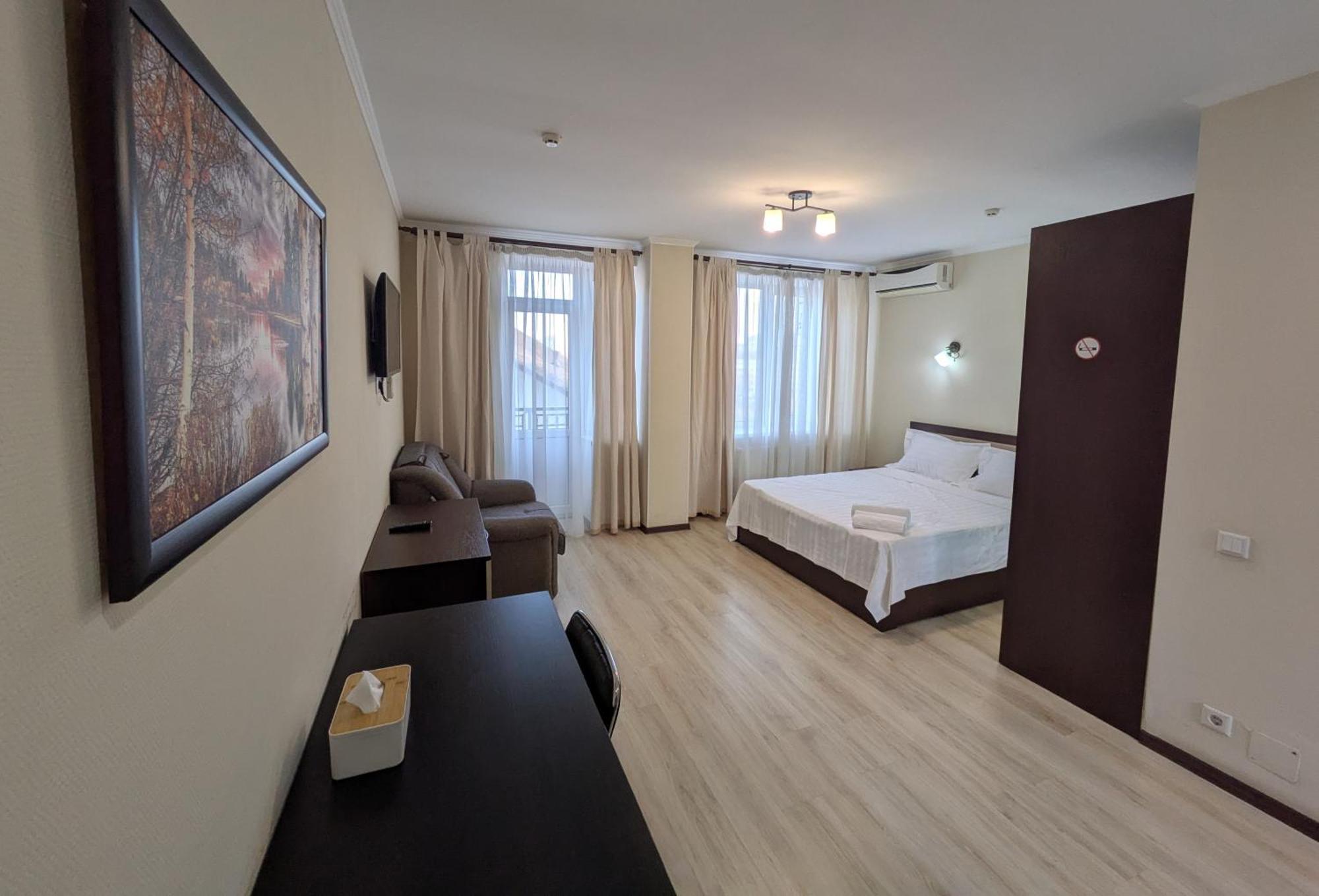 Lolo Hotel Chişinău Eksteriør billede